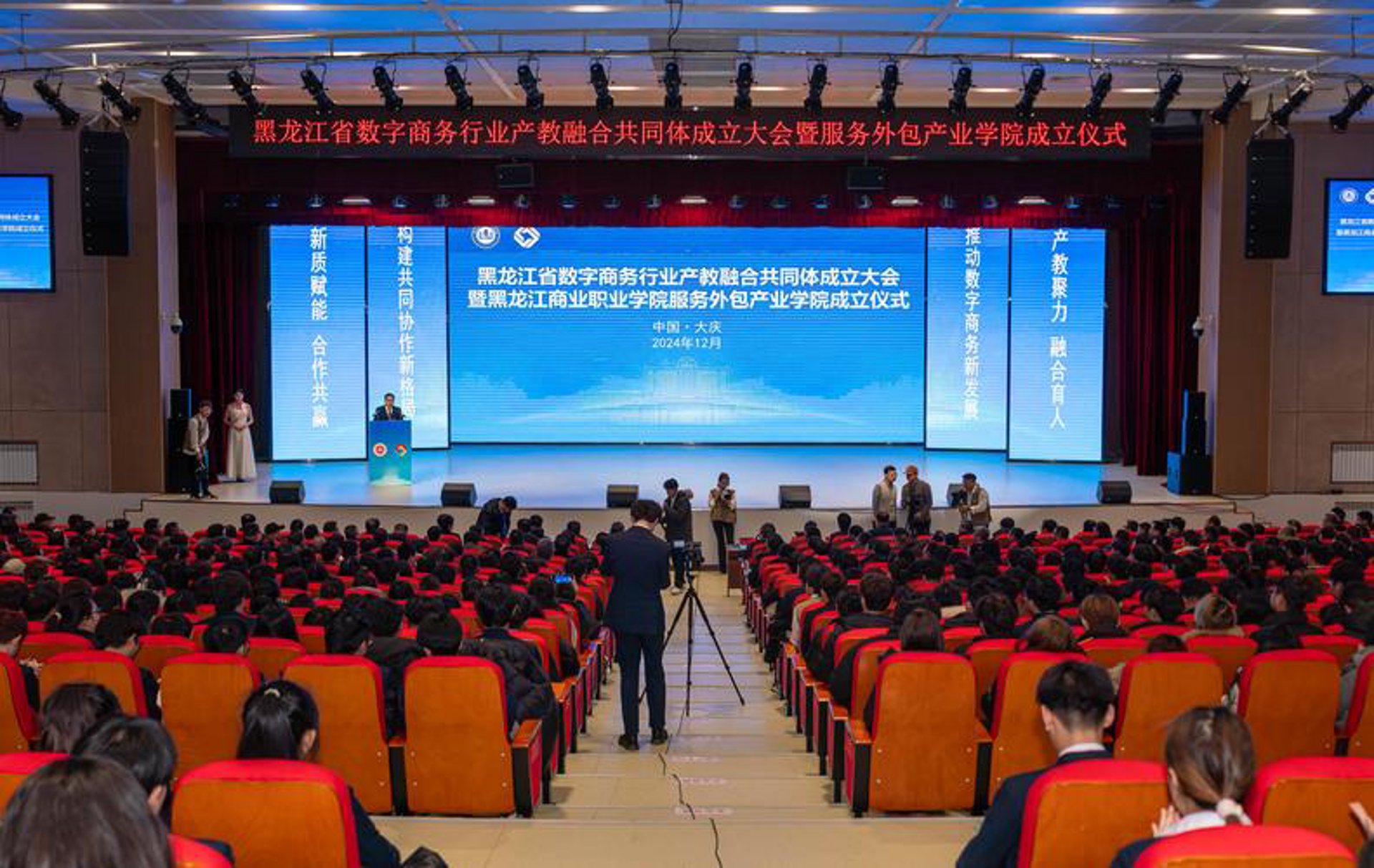 生活百科：打造理想家居选购指南